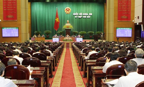 Thông qua Luật xuất, nhập cảnh, cư trú của người nước ngoài tại Việt Nam ảnh 1